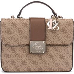 Guess City Torebka Brązowy. Pomarańczowe torebki klasyczne damskie Guess, w paski, z poliesteru, bez dodatków. Za 576,95 zł.