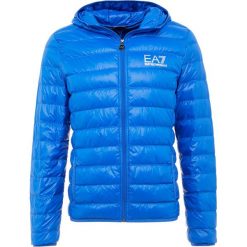 EA7 Emporio Armani Kurtka puchowa royal blue. Niebieskie marynarki męskie EA7 Emporio Armani, xl, bez wzorów, z materiału. Za 719,00 zł.