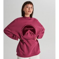 Bluza Paramount - Różowy. Różowe bluzy damskie Cropp, s. W wyprzedaży za 39,99 zł.