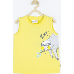 Koszulka. Żółte t-shirty chłopięce HANG WITH ME, z aplikacjami, bez rękawów. Za 27,90 zł.