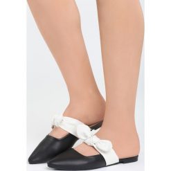 Czarne Klapki Bird Of Paradise. Czarne klapki damskie Born2be, w paski. Za 39,99 zł.
