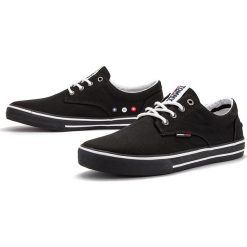 TOMMY JEANS TEXTILE SNEAKER > EM0EM00001-990. Trampki męskie Tommy Jeans, bez wzorów, z jeansu, sportowe, bez zapięcia. W wyprzedaży za 219,99 zł.