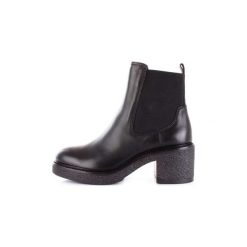 Botki Janet Sport NAOMI42850F528. Brązowe botki damskie marki Janet Sport, sportowe. Za 651,14 zł.