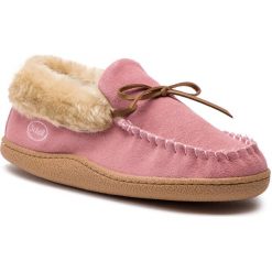 Kapcie SCHOLL - Panda F27284 1048 370 Pink. Różowe klapki damskie Scholl, z aplikacjami, ze skóry, bez obcasa. Za 200,00 zł.