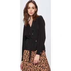 Vero Moda - Bluzka. Białe bluzki damskie Vero Moda, na co dzień, s, bez wzorów, z elastanu, casualowe, bez kołnierzyka, bez rękawów. W wyprzedaży za 99,90 zł.