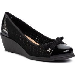 Półbuty CLARA BARSON - LS4851-01 Black 1. Czarne półbuty damskie Clara Barson, bez wzorów, ze skóry ekologicznej, bez obcasa, na obcasie, bez zapięcia. Za 89,99 zł.