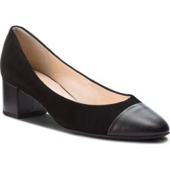 Półbuty HÖGL - 6-104052 Black/Black 0101. Czarne półbuty damskie marki HÖGL, bez wzorów, ze skóry, bez obcasa, na obcasie, bez zapięcia. W wyprzedaży za 309,00 zł.