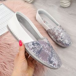 Półbuty damskie skórzane slip on Dr. Ridel. Półbuty damskie Dr.Ridel, bez wzorów, bez obcasa, bez zapięcia. Za 119,99 zł.