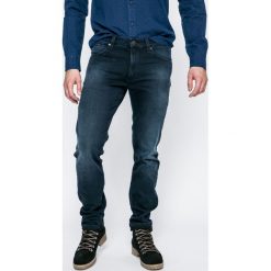 Wrangler - Jeansy. Niebieskie jeansy męskie Wrangler, bez wzorów. W wyprzedaży za 259,90 zł.