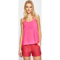Under Armour - Top. Różowe topy sportowe damskie Under Armour, s, bez wzorów, z poliesteru, bez rękawów. W wyprzedaży za 89,90 zł.
