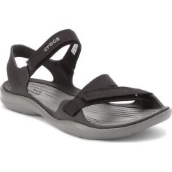 Sandały CROCS - Swiftwater Webbing Sandal W 204804 Black. Czarne klapki damskie Crocs, bez wzorów, z tworzywa sztucznego, bez obcasa. W wyprzedaży za 159,00 zł.