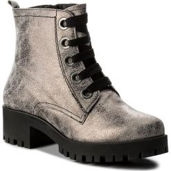 Botki TAMARIS - 1-25217-39 Pewter Metal 959. Szare botki damskie zamszowe marki Tamaris. W wyprzedaży za 179,00 zł.
