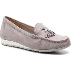 Mokasyny CAPRICE - 9-24210-22 Lt Grey Suede 201. Szare mokasyny damskie marki Caprice, ze skóry, na płaskiej podeszwie. Za 269,90 zł.