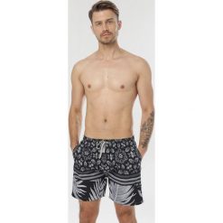 Czarne Szorty Jenylena. Czarne spodenki i szorty męskie Born2be, xl, bez wzorów. W wyprzedaży za 29,99 zł.
