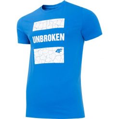 T-shirt męski TSM008 - niebieski. Niebieskie koszulki męskie 4f, m, bez wzorów, bez kołnierzyka. W wyprzedaży za 49,99 zł.