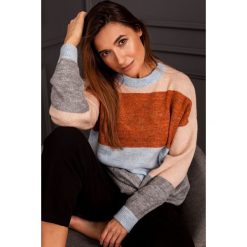 Sweter w pasy - model 1. Swetry damskie Style, s, bez wzorów, z poliesteru, eleganckie, bez rękawów, bez kaptura. Za 129,00 zł.