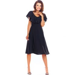 Sukienka midi z falbanką awa304. Brązowe sukienki damskie Awama, na lato, s, bez wzorów, z tkaniny, eleganckie, z falbankami, bez rękawów, midi. Za 159,00 zł.