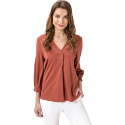 Vero Moda Jean Bluzka Czerwony. Czerwone bluzki damskie Vero Moda, l, bez wzorów, z wiskozy, bez kołnierzyka, bez rękawów. Za 131,95 zł.