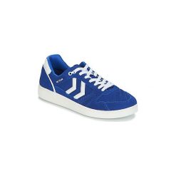 Buty Hummel HB TEAM SUEDE. Niebieskie trampki i tenisówki damskie Hummel, bez wzorów, bez zapięcia. Za 279,30 zł.