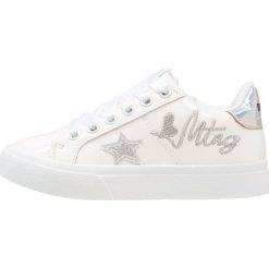 Mtng Tenisówki i Trampki charlot white/glitter nacar silver/mirrore silver. Białe trampki dziewczęce mtng, z materiału. Za 179,00 zł.