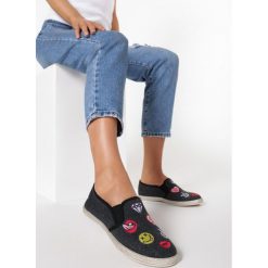Czarne Tenisówki You Rock. Czarne trampki i tenisówki damskie Born2be, bez wzorów, bez zapięcia. W wyprzedaży za 39,99 zł.