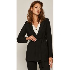 Medicine - Marynarka Timeless Black. Czarne kamizelki damskie MEDICINE, s, bez wzorów, z poliesteru, klasyczne, bez kaptura. W wyprzedaży za 159,90 zł.