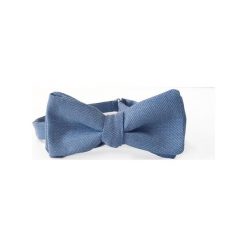 Ezra. Wiązana, niebieska mucha. Niebieskie muszki męskie Maja Allure, bez wzorów, eleganckie. Za 89,00 zł.