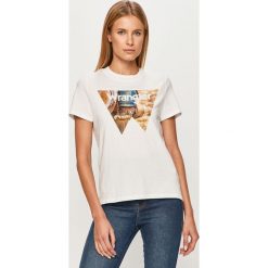 Wrangler - T-shirt. Białe bluzki damskie Wrangler, s, z nadrukiem, z bawełny, casualowe, z okrągłym kołnierzem, z krótkim rękawem. Za 99,90 zł.