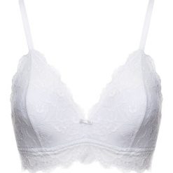 Biustonosz braletka Triumph Tempting Lace 10190419. Białe biustonosze Triumph, bez wzorów, z elastanu. Za 99,00 zł.