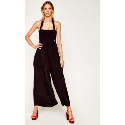 Kombinezon Liu Jo Beachwear VA0160 T5609. Czarne kombinezony damskie Liu Jo Beachwear, m, bez wzorów, z wiskozy, bez kołnierzyka, bez rękawów. Za 799,00 zł.