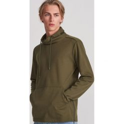Bluza z kołnierzem - Khaki. Brązowe bluzy męskie Reserved, s, bez wzorów, bez kołnierzyka, bez rękawów, bez kaptura. Za 139,99 zł.