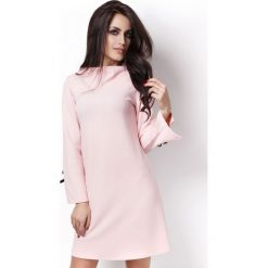 TRAPEZOWA SUKIENKA NATALIE. Sukienki damskie ivon, na co dzień, bez wzorów, z poliesteru, eleganckie, z klasycznym kołnierzykiem, z długim rękawem, długie, maxi, trapezowe. Za 139,00 zł.