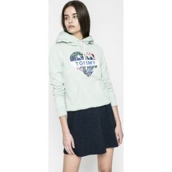 Tommy Jeans - Bluza. Niebieskie bluzy damskie marki Tommy Jeans, s, z nadrukiem, z bawełny, z kapturem. W wyprzedaży za 269,90 zł.