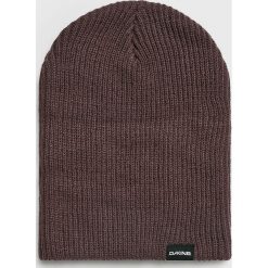 Dakine - Czapka. Fioletowe czapki damskie marki Dakine, na zimę, bez wzorów, z dzianiny. W wyprzedaży za 49,90 zł.