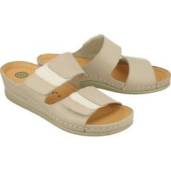 DR BRINKMANN 701040-8 beige, klapki profilaktyczne damskie. Brązowe klapki damskie Dr. Brinkmann, bez wzorów, bez obcasa. Za 209,90 zł.