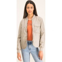 Kurtka bomber G-Star Raw Rovic Liner D16356-B958-1359. Brązowe kurtki damskie G-Star RAW, xs, bez wzorów, z poliesteru, retro, bez kaptura. W wyprzedaży za 379,00 zł.