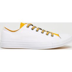 Converse - Tenisówki. Białe tenisówki męskie marki Converse, z materiału, na sznurówki. W wyprzedaży za 259,90 zł.