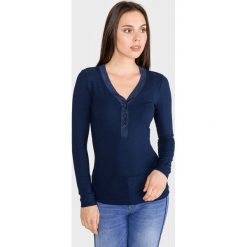 Scotch & Soda Koszulka Niebieski. Niebieskie koszulki damskie Scotch & Soda, m, bez wzorów, z elastanu, bez kołnierzyka, z długim rękawem. Za 311,95 zł.