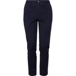 Polo Ralph Lauren Chinosy aviator navy. Niebieskie chinosy damskie Polo Ralph Lauren, z bawełny. Za 549,00 zł.