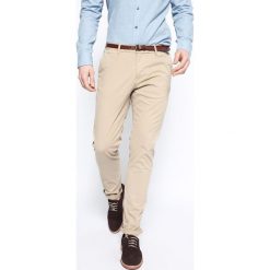Scotch & Soda - Spodnie. Brązowe spodnie męskie Scotch & Soda, na co dzień, w paski, z elastanu, casualowe. W wyprzedaży za 239,90 zł.