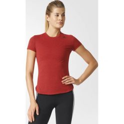 Koszulka adidas Prime Tee (BK2703). Czerwone bluzki damskie marki Adidas, z elastanu, z krótkim rękawem. Za 49,99 zł.