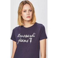 Trussardi Jeans - Top. Bluzki damskie Trussardi Jeans. W wyprzedaży za 129,90 zł.