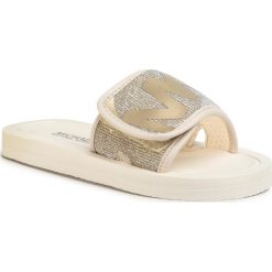 Klapki MICHAEL MICHAEL KORS - Zia-Eli Scale Light Cream Silver. Żółte sandały dziewczęce MICHAEL Michael Kors, ze skóry ekologicznej, bez zapięcia. W wyprzedaży za 159,00 zł.