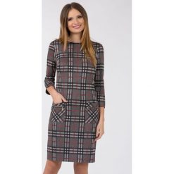 Sukienka w kratę. Sukienki damskie Monnari, bez wzorów, bez kołnierzyka, bez rękawów, dopasowane. Za 299,00 zł.