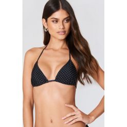 NA-KD Swimwear Góra od bikini Triangle - Black. Czarne bikini NA-KD Swimwear. W wyprzedaży za 12,29 zł.