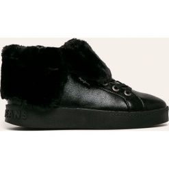Pepe Jeans - Buty Brixton Flap. Czarne buty sportowe damskie Pepe Jeans, bez wzorów, z jeansu, sportowe. W wyprzedaży za 239,90 zł.