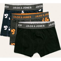 Jack & Jones - Bokserki dziecięce (3-pack). Czarne majtki chłopięce Jack & Jones, bez wzorów, z elastanu. W wyprzedaży za 79,90 zł.