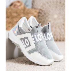 Slipony na platformie love. Trampki i tenisówki damskie SEASTAR, bez wzorów, bez zapięcia. Za 89,00 zł.