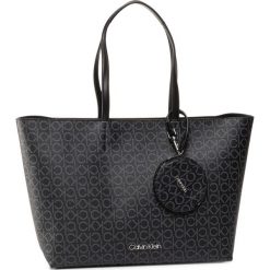 Torebka CALVIN KLEIN - Ck Mono Shopper Md K60K606472 BLK. Czarne torby damskie na zakupy Calvin Klein, bez wzorów, ze skóry ekologicznej, klasyczne, bez dodatków. W wyprzedaży za 589,00 zł.