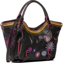 Torebka DESIGUAL - 20SAXPAE 6044. Czarne torebki klasyczne damskie Desigual, bez wzorów, ze skóry ekologicznej, eleganckie, bez dodatków. Za 349,00 zł.